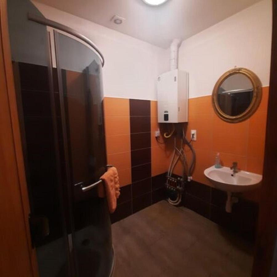 Ikszt Vendeghaz Hotel Dávod Exterior foto